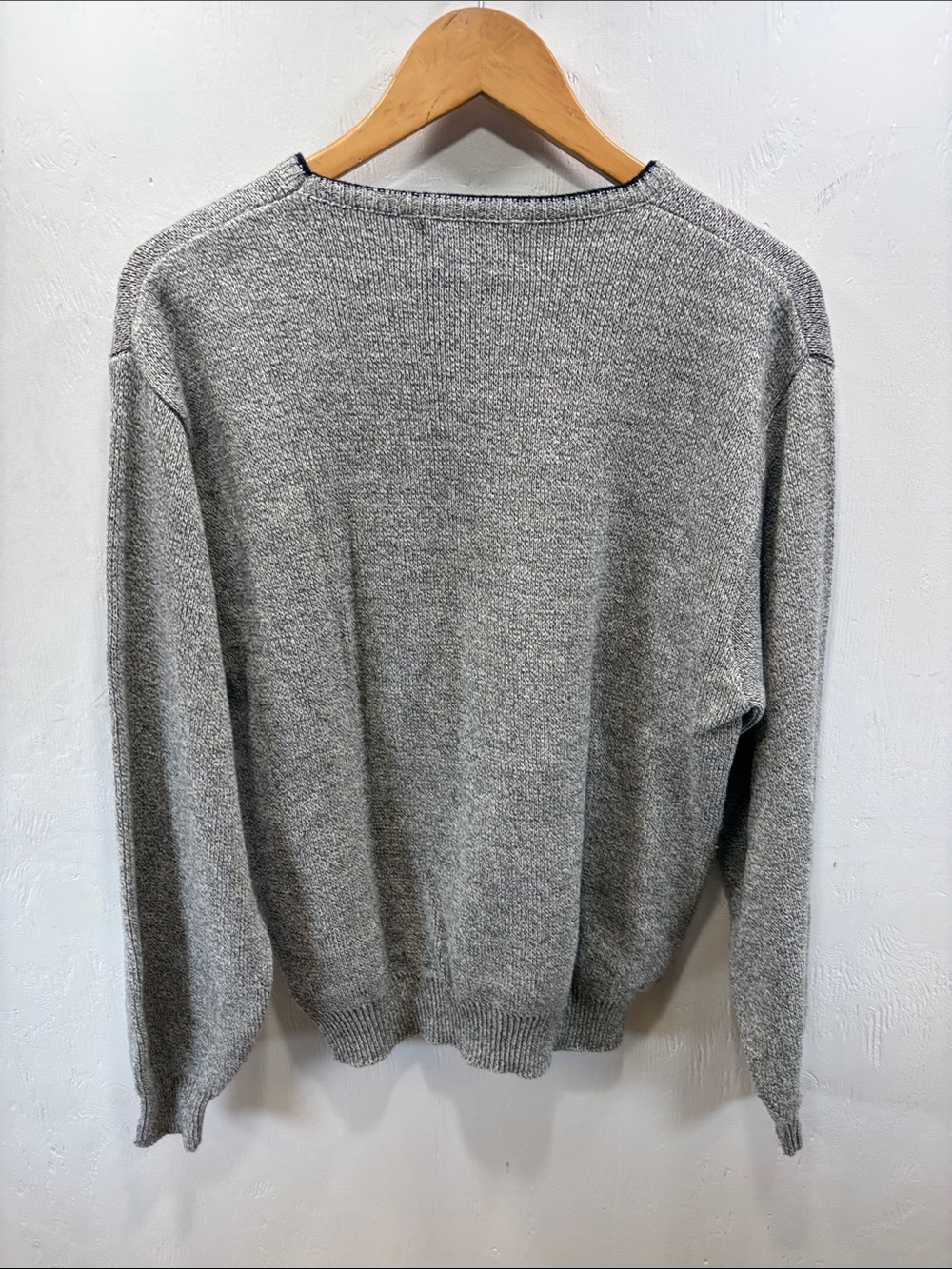 Roundtree & Yorke Vintage Preppy Gray Crewneck Sweater American Flag Knit - Picture 7 of 7